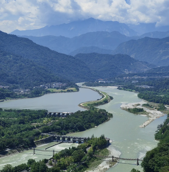 4-Day Tour to Jiuzhaigou, Mount Siguniang, Dujiangyan, and Ruoergai Grassland (2-8 people) fy02JXbB