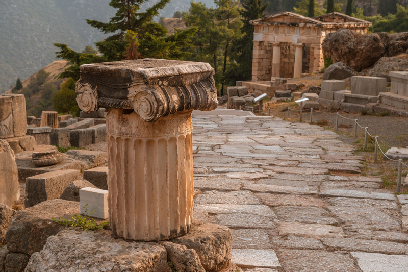 2 Day Delphi and Meteora Tour from Athens 39Bf3b6q