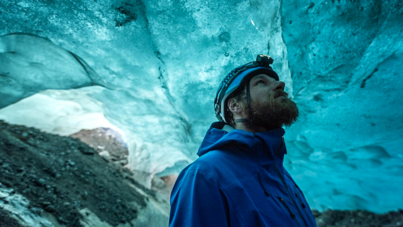 Blue Ice Cave and Glacier Hike in Skaftafell 6bpVoG5c