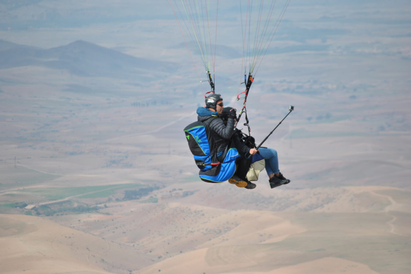 Sunrise Paragliding Over Agafay Desert and Atlas Mountains from Marrakech SlhZdmmk