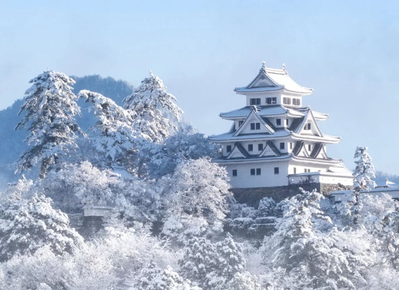 From Nagoya: Gujo Hachiman – Gifu's "Little Kyoto" in the Mountains a6G0BCtt