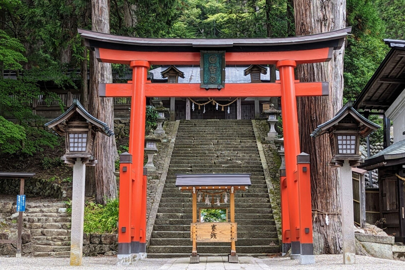 1-Day Tour from Takayama: Explore Hida's Iconic Anime Locations sDlkC03R