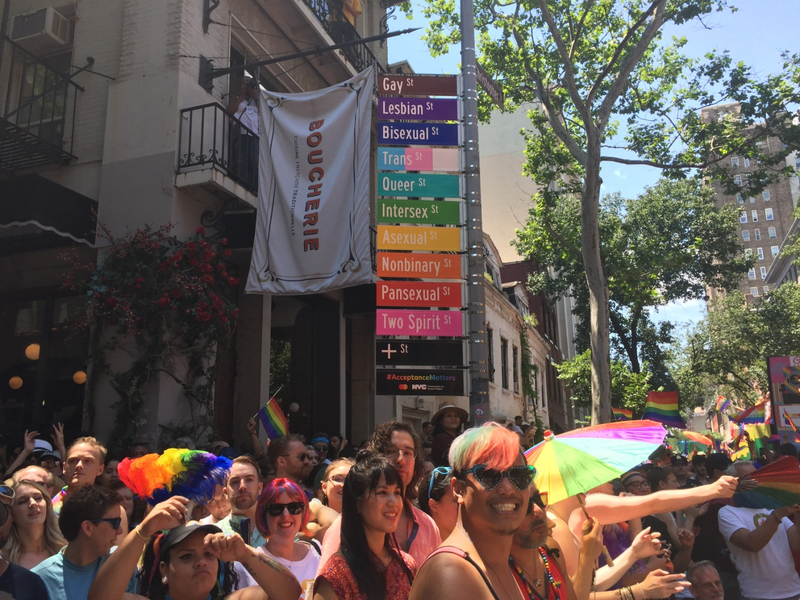 Pride Walking Tour in New York City Lq18mxsm