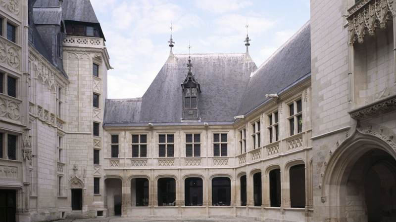 Palais Jacques Coeur ticket in Bourges MvPqneyJ