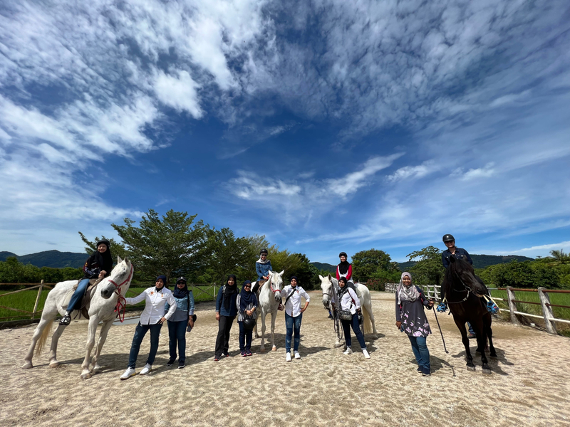 Countryside Stables Admission Ticket in Penang 0EHFdHoM