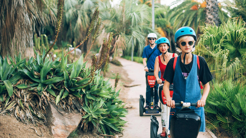 Barcelona Gothic Quarter Half-Day Small Group Segway Tour KjTX5RAv