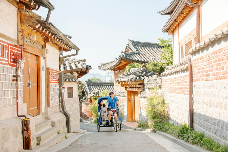 Seoul Private Pedicab Tour : Bukchon Anguk Jongno Hanok Village Qe3FJkKr