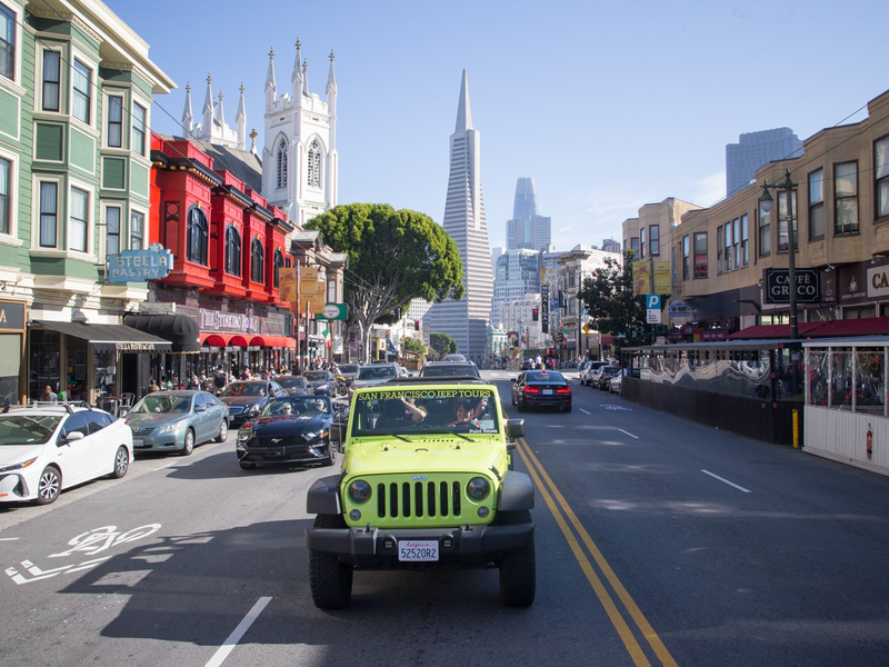 Private San Francisco City Tour in open-top Jeep (max 6 guests) Va6aVVYw
