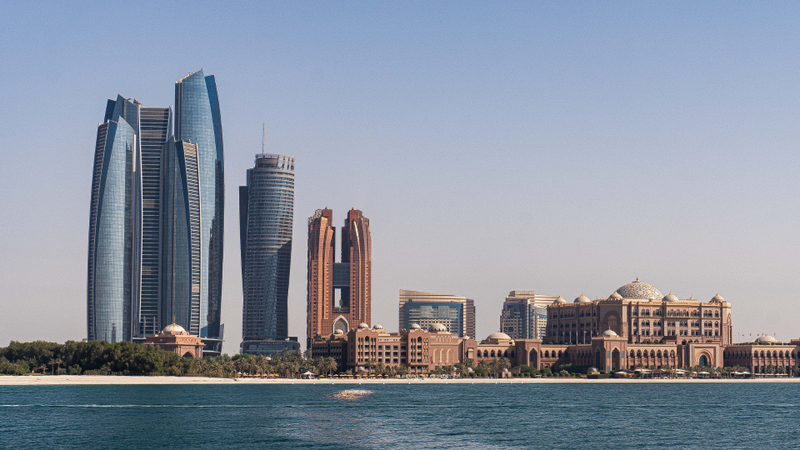 Abu Dhabi Aladdin Adventure with Etihad Tower and Qasr Al Watan  1T6KzvLO