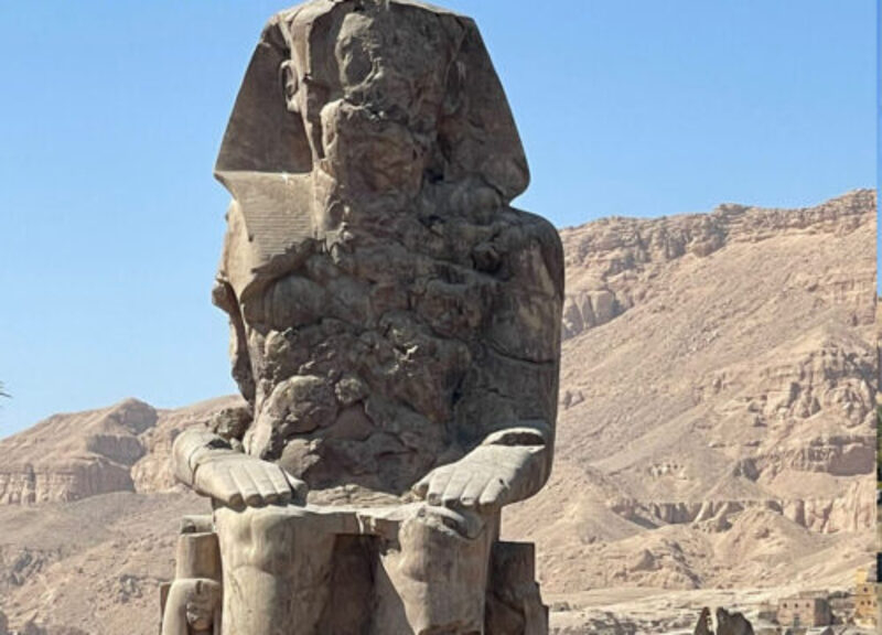 From Hurghada: Pyramids & Museum Small Group Tour by Van INOwFBSt