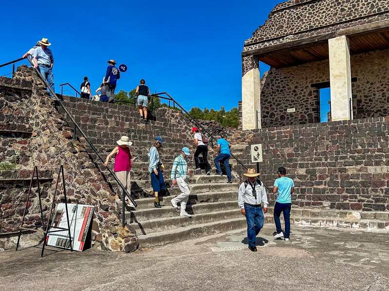 Teotihuacan, Tlatelolco & Basilica of Guadalupe tour Yn7K6hOk