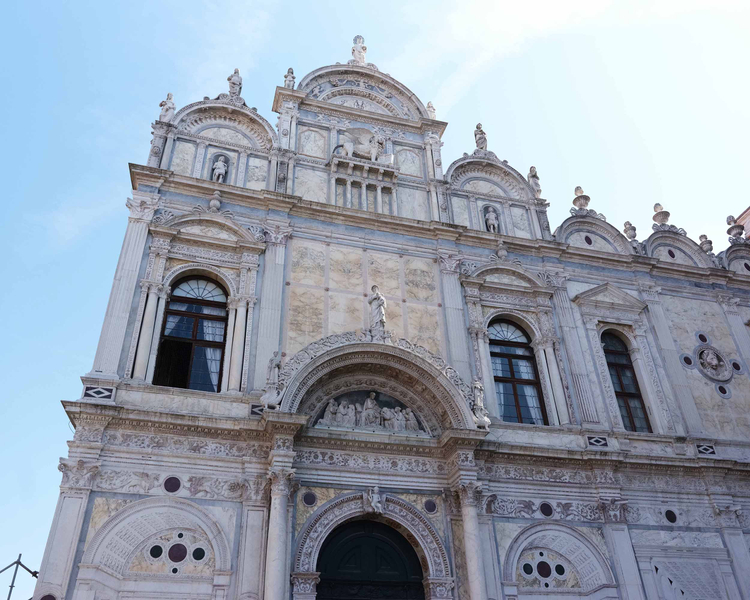 Grand Canal Gondola Ride and Walking Tour in Venice PA0V5nAS