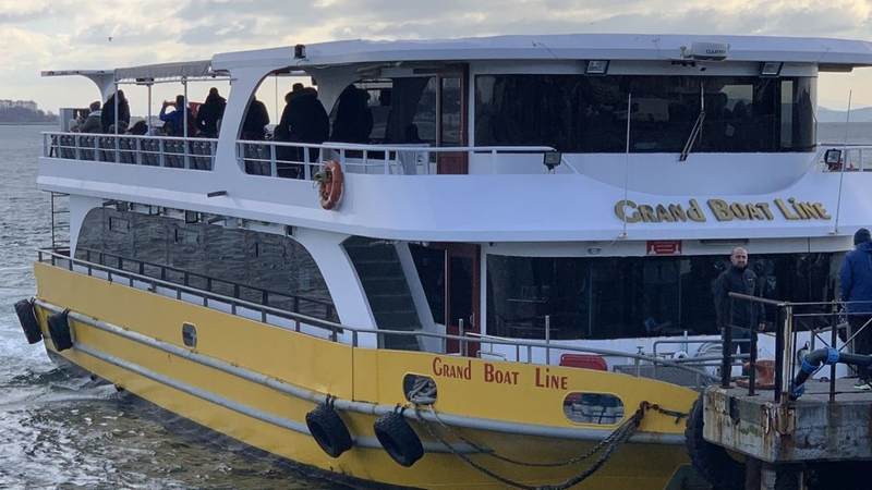 Golden Horn and Bosphorus Sightseeing Cruise with Audio Guide AtmswKJL