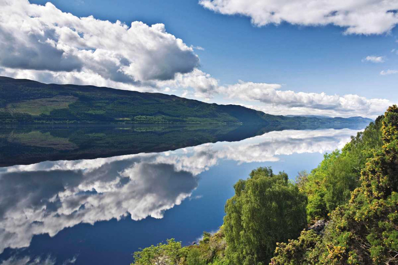 Loch Ness & The Scottish Highlands Day Tour DnOAdcnW