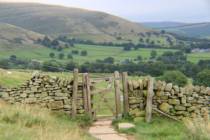Peak District – Online Self-Guided Road Trip Plan jqCd39Jx