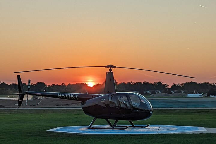 Sunset Helicopter Experience in Downtown Detroit NpqZlMGx