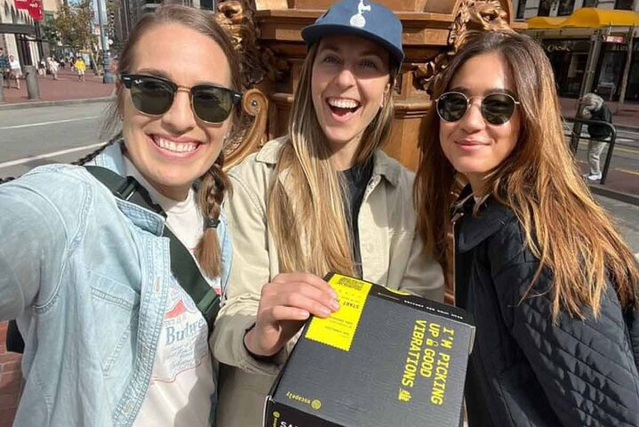 Outdoor Escape Room in Milwaukee - RiverWalk u0DcWe19
