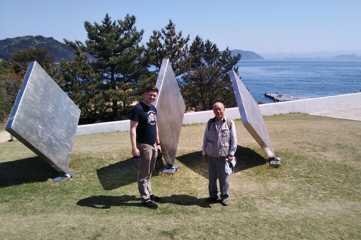 Naoshima Full-Day Private Tour with Government-Licensed Guide DoDtRldv