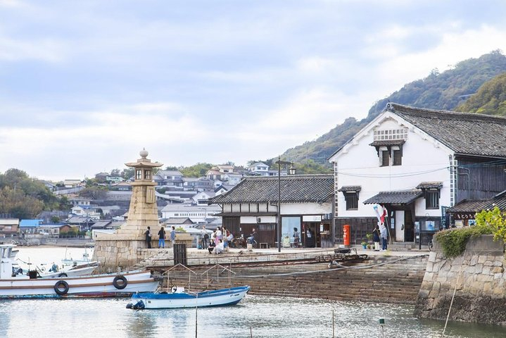 Fukuyama/Tomonoura Half-Day Private Tour with Government-Licensed Guide nWUr8NnM