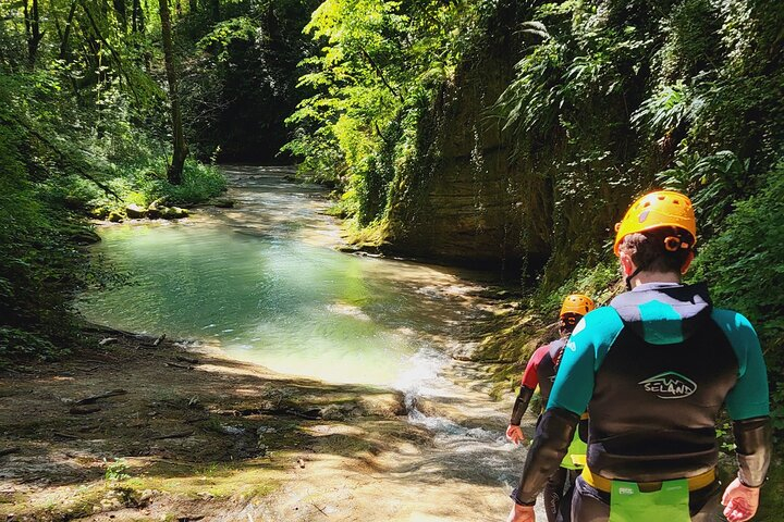 Canyoning Chambéry The Canyon du Grenant Pt8QtFPr