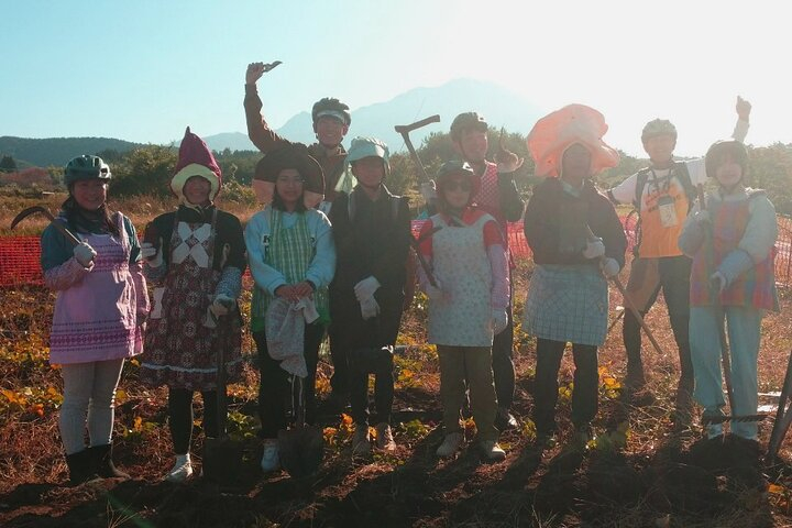 Half Day Bike Activity in Mt Daisen 66T1k3Jc