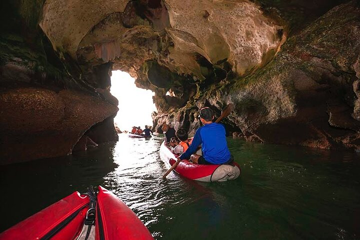 Twilight Sea Canoe at Phang Nga Bay vodVbQO3