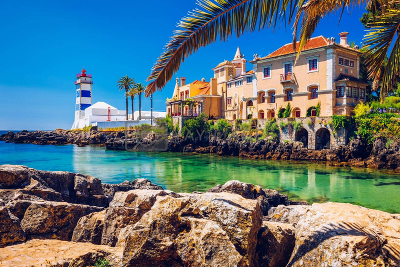 From Lisbon: Sintra, Pena Palace, Regaleira & Cascais Full-Day Tour EbCvrs5D