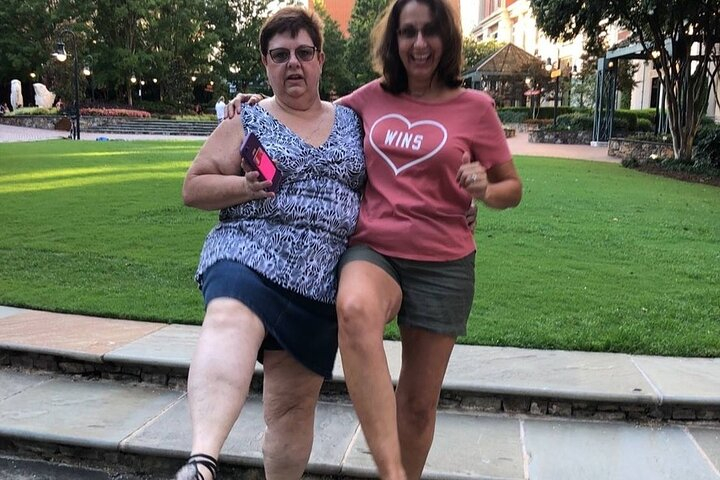 Scavenger Hunt in Columbia by Wacky Walks RdTkbZPP