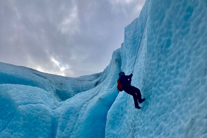 Exit Glacier Ice Climbing qHZGNaKG