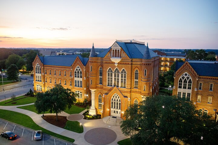 Adventurous Walking Tour of University of Alabama NwjQnLNs