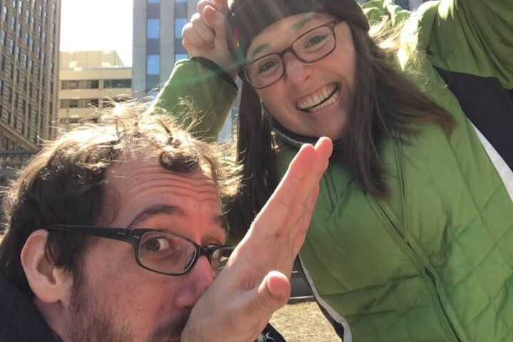 Scavenger Hunt in Green Bay by Wacky Walks 63u2gIAm