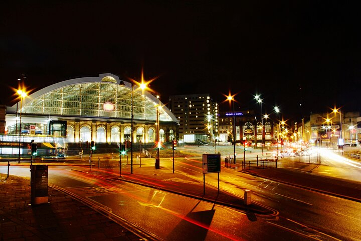 7 Hour Liverpool City Tour in Manchester QTXb2UXY