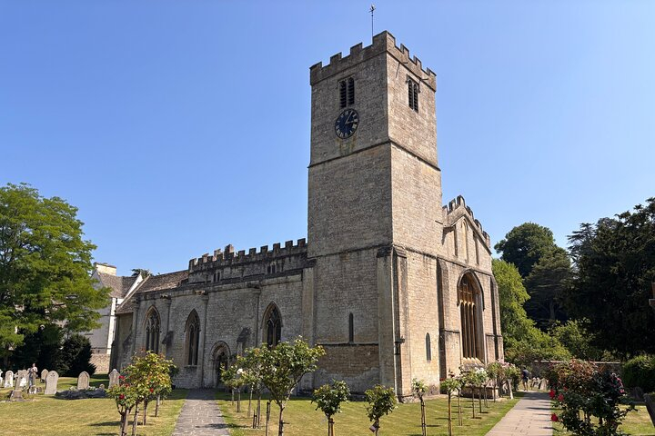 The Bibury Self-Guided Tour: A Thousand Years of Village Life eKzh9fCP