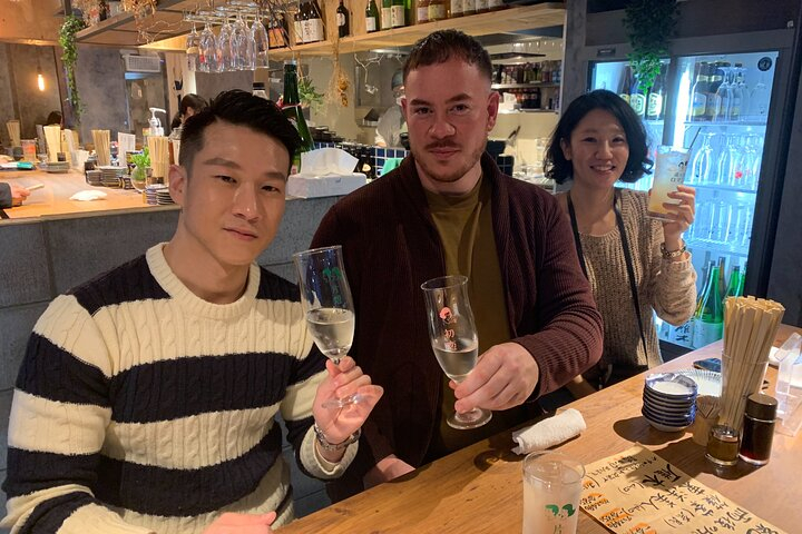 Himeji: Nightlife Tour with Local Guide and Food X1vnoyIB