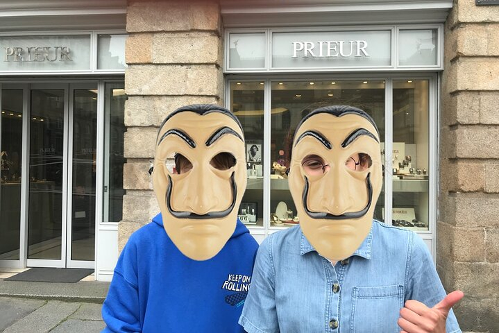 Escape Game Outdoor Theme Team Heist in Rennes EYAnNyiT