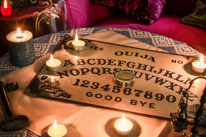 Dijon: Magic Team Escape Game in Town geU5hqyL