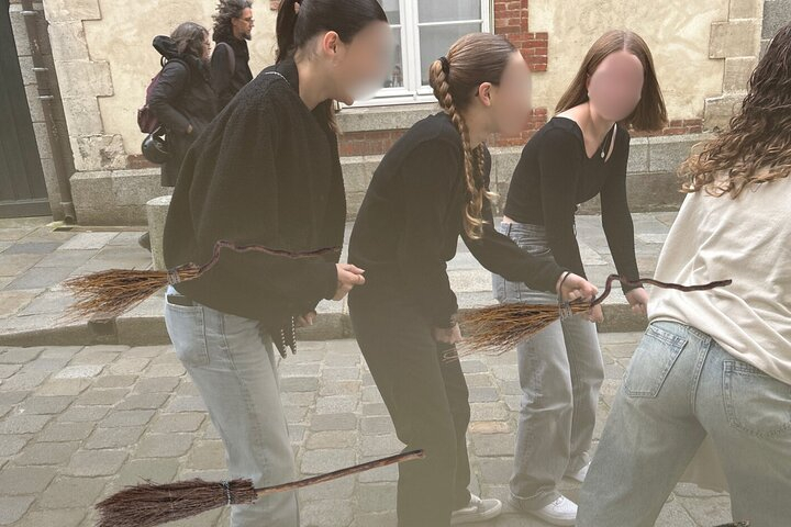 Rennes: Magic Team Escape Game in the City 8pd127A6