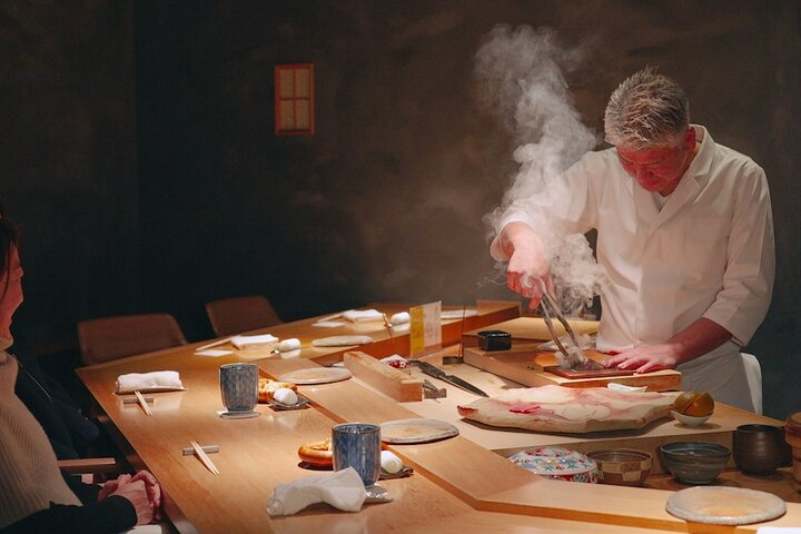 Ultimate Sushi Tour: Aged Red Vinegar & Premium Sushi in Onomichi kanbzr68