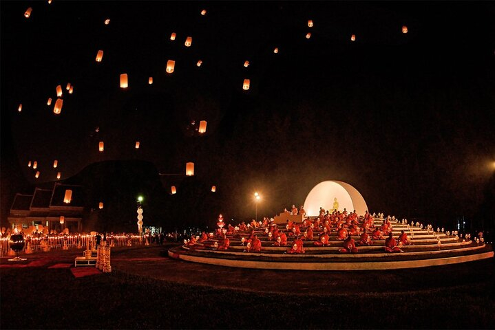 2026 Chiang Mai Sky Lantern Festival in Maejo Tudongkhasathan TJVFiXwd