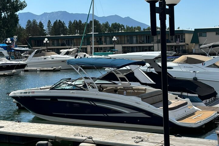 Lake Tahoe Couple Special yacht experience  P8X9lkuz
