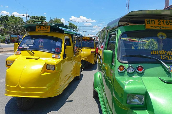 Ayutthaya Famous Temples Tour plus Floating Market and ATV Ride 98UETs2R