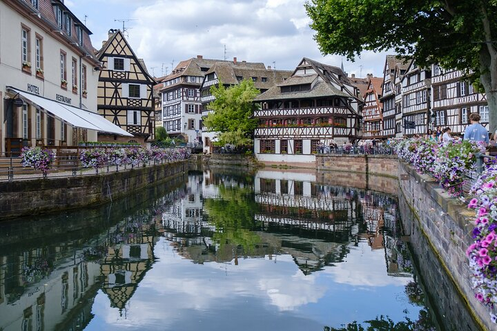 Touristic highlights of Strasbourg a Private half day tour with a local iSffC8G0