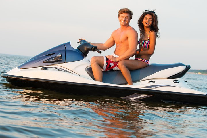 45-Minute Jetski Rental in South Padre Island l18AB7zF