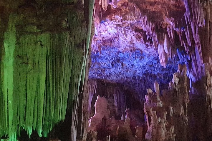 Full day Tour to Pacitan Departure from Surabaya: Beaches, Cave and River 5JcyoSZ3