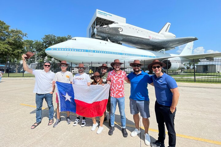 Space City NASA Bus & Ticket Bundle (Downtown Houston shuttle)  MpK0neYu