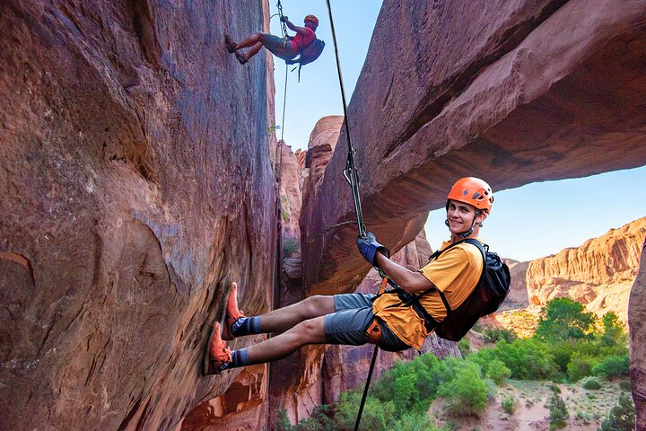 Canyoneering Morning Glory Arch nRBHCWbC