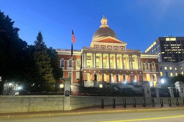 Haunted Boston Common & Beacon Hill Ghost Tour LuoFrxj5