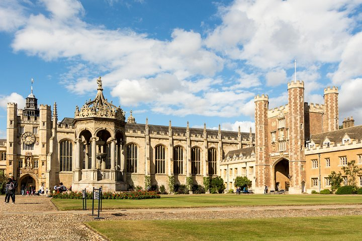 Cambridge’s Colleges and Classic Sights: A Self-Guided Audio Tour vXkZUWSH