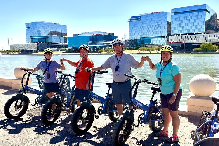 Old Town Scottsdale - FAT Tire Electric Bike Rentals CamfLO9K