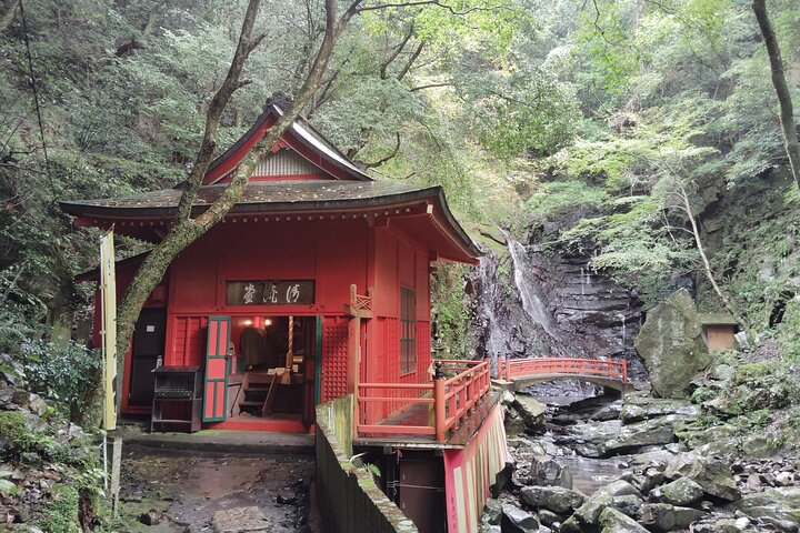 Near KIX: Shugendo Sanctuary of Waterfalls & Tranquility LcazSwXt